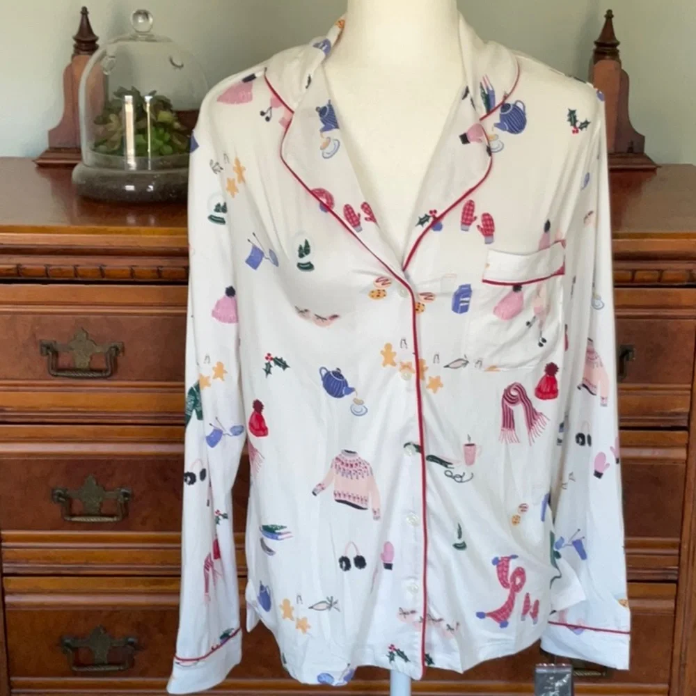 NWT Kate Spade Winter Themed Pajama Set Size S Cozy Chic Whimsical Playful